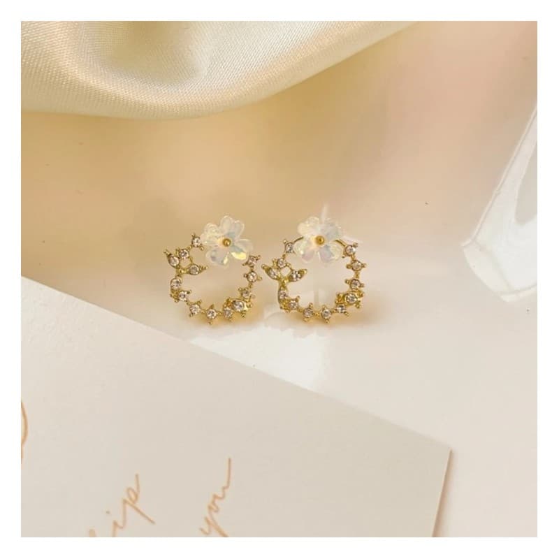 Kolczyki sztyfty wianuszki cyrkonie kwiatek