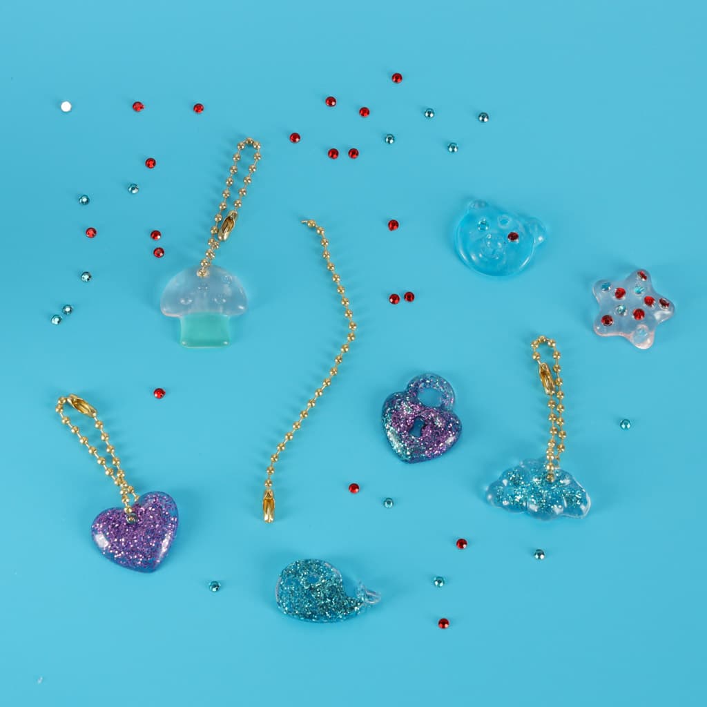 Kreatywny zestaw o własnoręcznego robienia koralików i zawieszek z UV